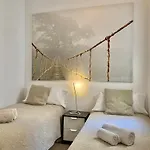 2 Bdr Eixample 아파트 *