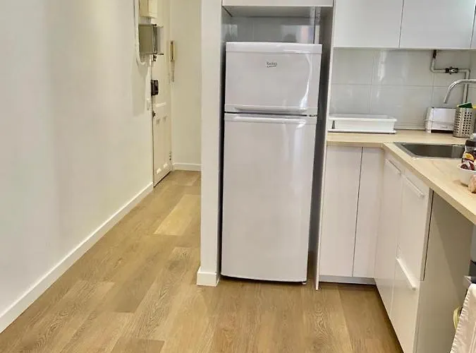 2 Bdr Eixample Daire *